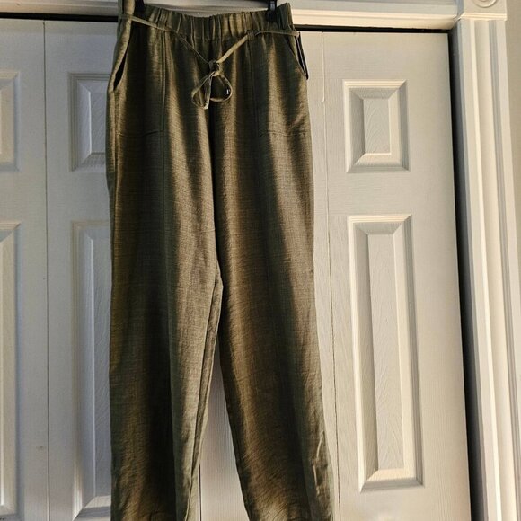 NWT Soho Apparel LTD. 100% Polyester Pant Women's Gray Pockets Size Medium - Picture 12 of 12